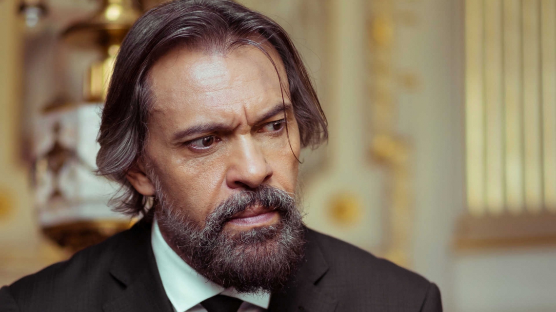 La Sinfónica santafesina brindará un concierto bajo la batuta del brasileño Silvio Viegas