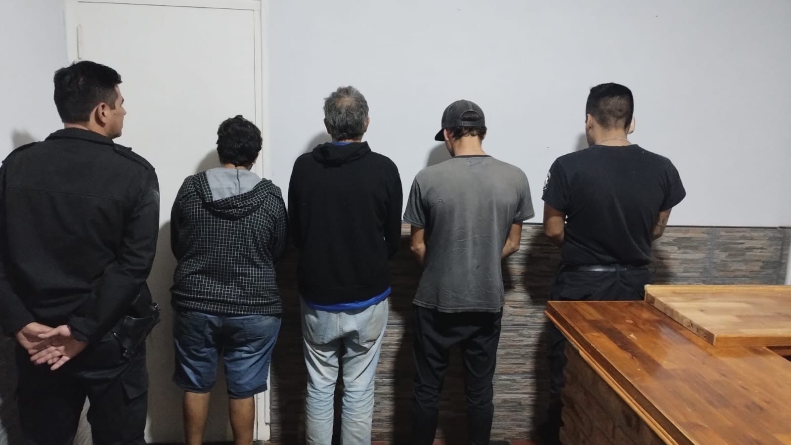 San Lorenzo: la Policía detuvo a tres personas y secuestró 1.500 kilos de cereal