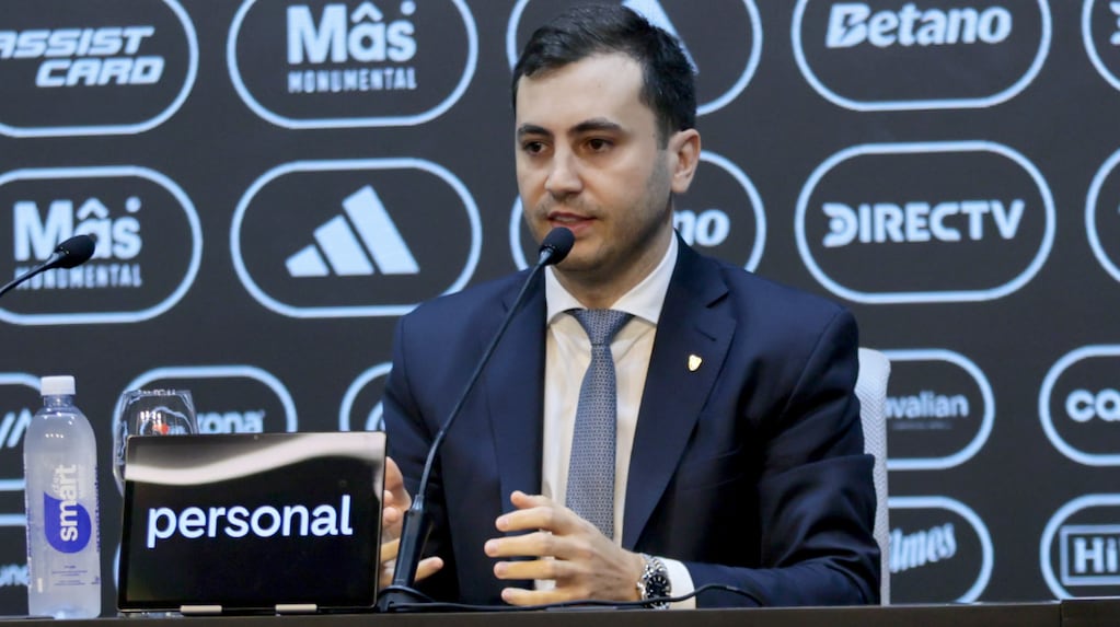 Stefano Di Carlo decidió renovarle el contrato a un juvenil en la previa al Superclásico frente a Boca del próximo domingo